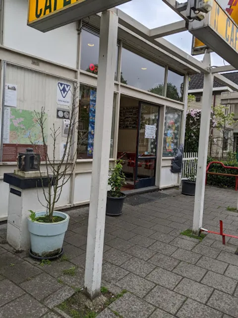 Cafetaria "De Linde"