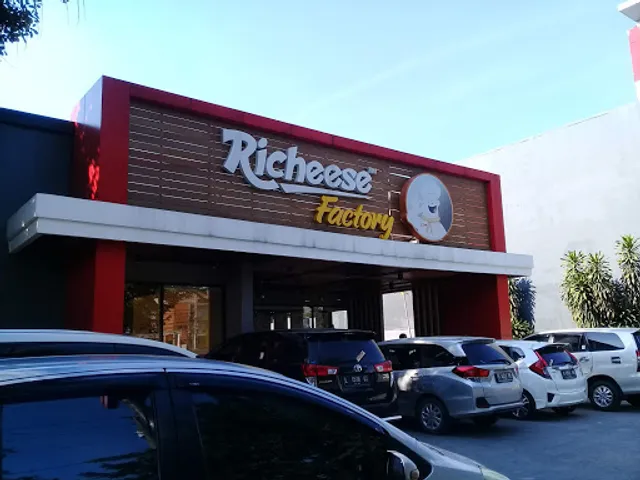 Richeese Factory Majapahit