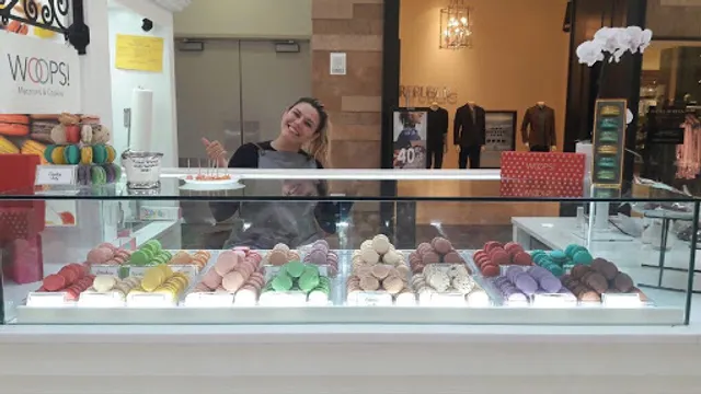 Woops! Macarons & Gifts (Natick Mall)
