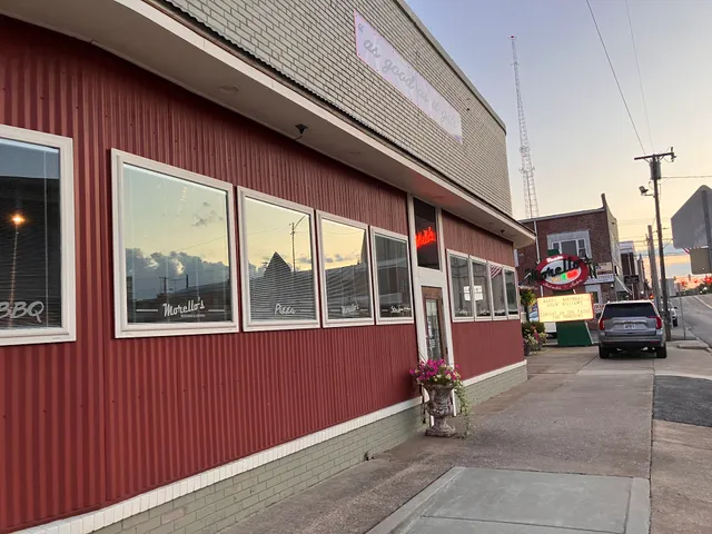 Morello's Restaurant & Catering