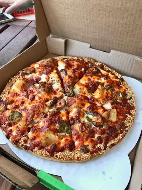 Red Swan Pizza - Edmonton Whyte Ave