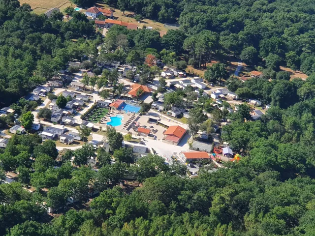 Flower Camping 4 stars - Tastesoule in Vensac