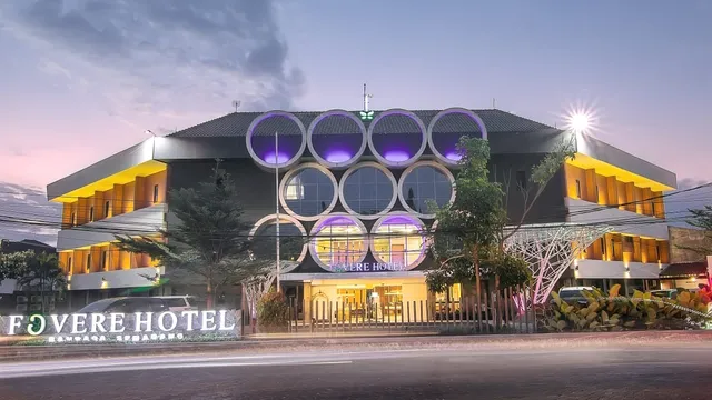 Hotel Fovere Bandara Semarang by Conary