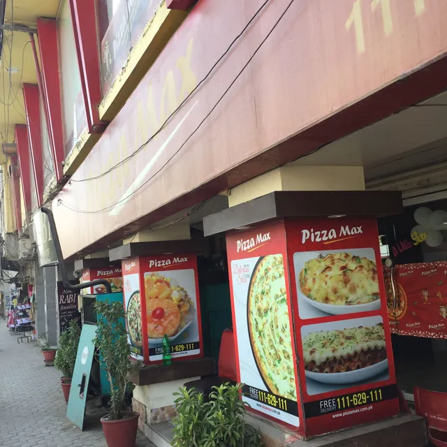 Pizza Max - Tariq Road