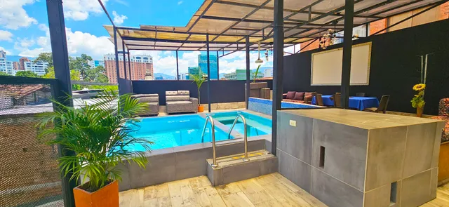 Icon Suites Medellín AIRBNB