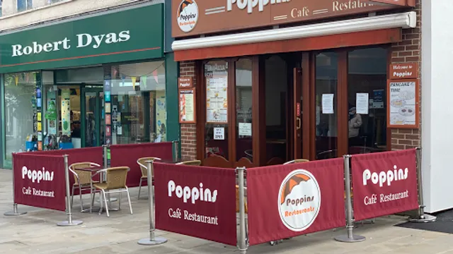 Poppins Restaurant Swindon