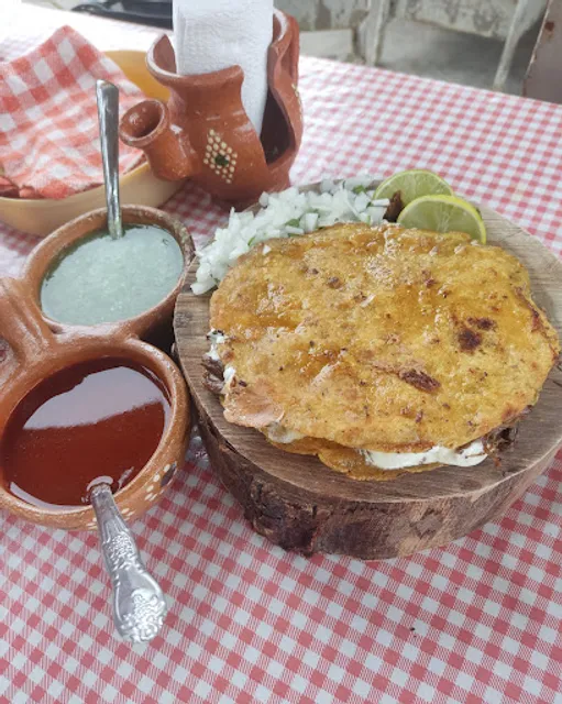 Barbacoa de borrego El Pedregal