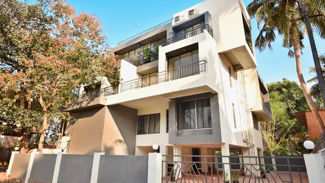 Lembranca Studios & Suites / Magna Greens