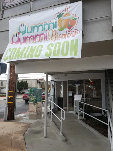 Yummi Yummi Bionicos