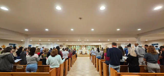 Holy Trinity Roman Catholic Church