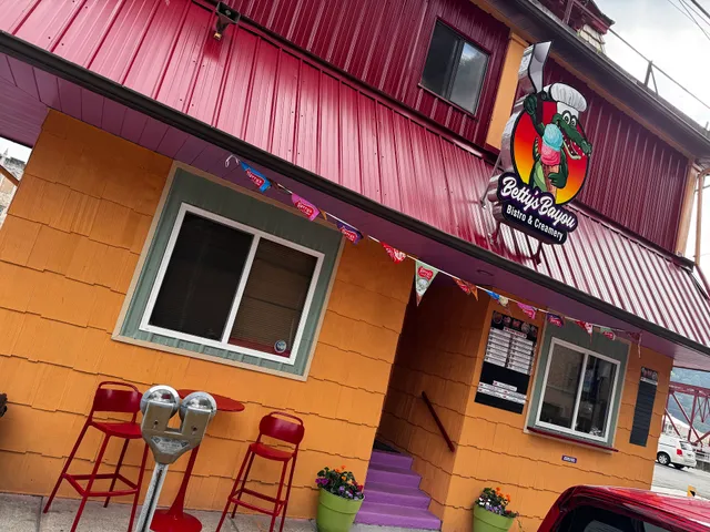 Betty's Bayou Bistro & Creamery
