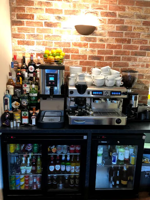 Brambles Cafe’ Bar