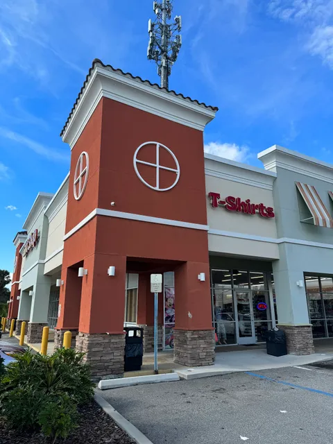 Gift Shop And Disney Gifts