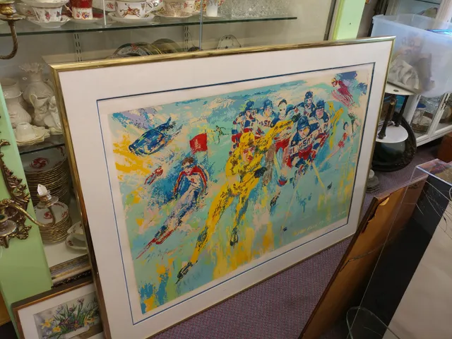 Antiques & Porcelain By GK