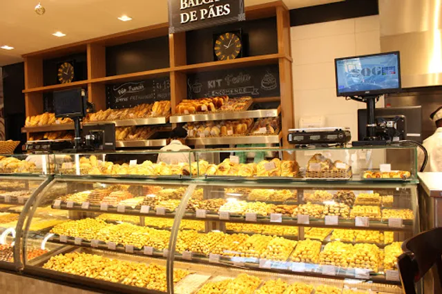 AJ MM Breads and Pastries