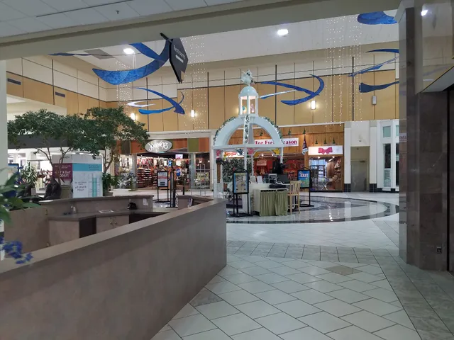 Holly Hill Mall & Business Center