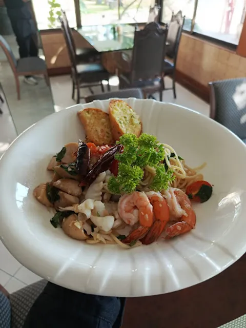 Fresco Restaurant @ Mae Pim Resort Hotel