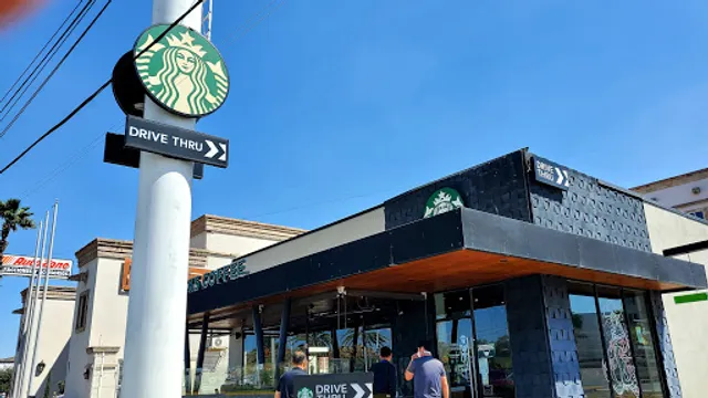 Starbucks Carretera Saltillo-Mty DT