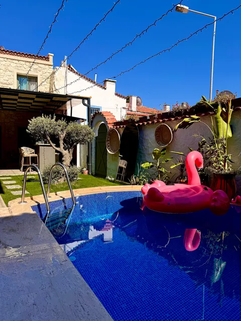 The Comelly Alaçatı