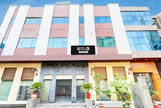 Collection O Ashoka chowk (formerly Hotel Saffron)