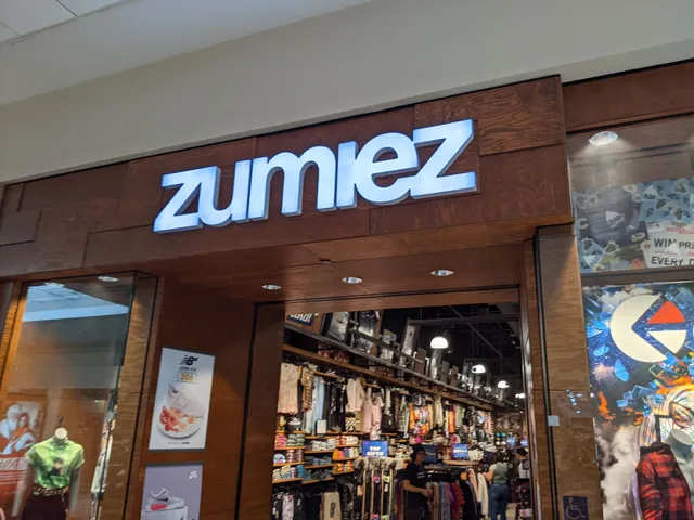 Zumiez