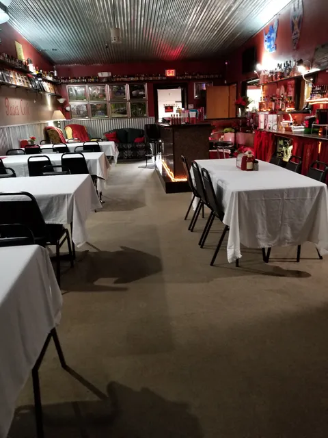 Rose's Cafe' is now Griffin's Restaurant