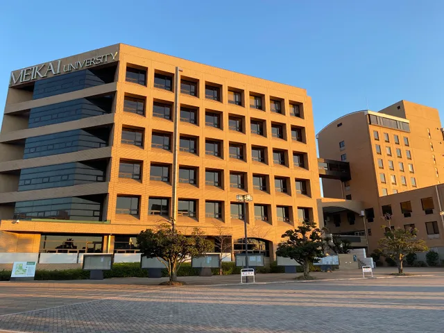 Meikai University