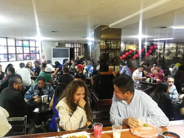 SALON CANTINA LA GRAN AVENIDA