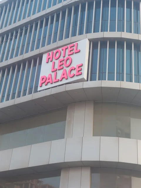 Hotel Leo Palace | Couple friendly Hotel in Adajan