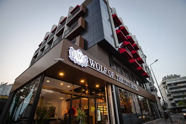 Wolf of the city hotel & spa