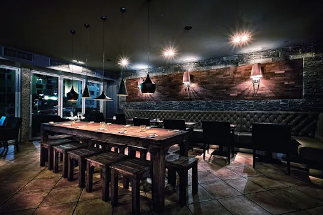 Makiman 3 (Sushi | Asian Tapas | Wine)