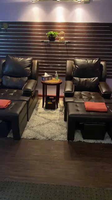 Winnie Body Rub & Foot Spa