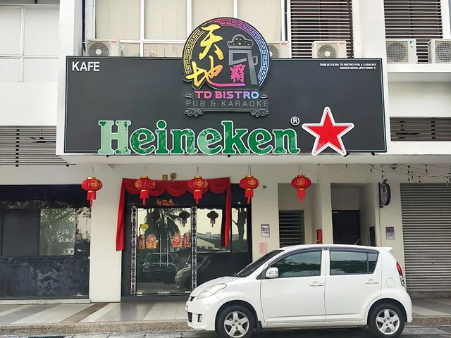 TD Bistro Pub & Karaoke