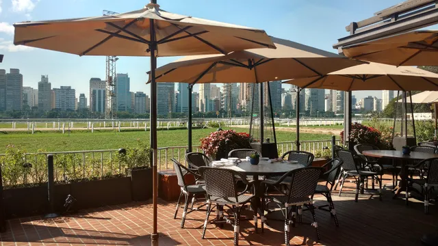 IULIA Restaurant & Bar