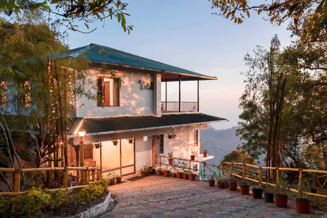 StayVista at Vale Echoes in Munnar | 4 BHK Premium Villa