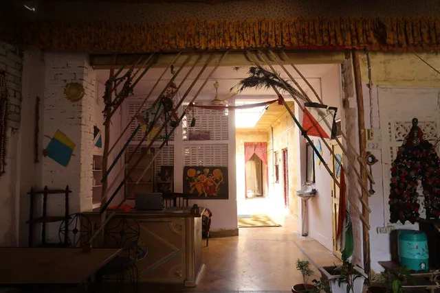 Camel Country Guest House & Restaurant