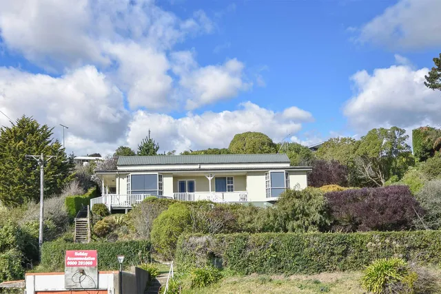 Heart of Moeraki Holiday Home
