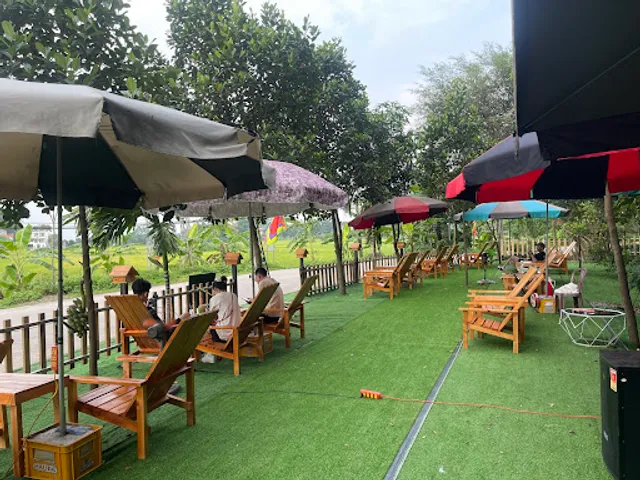 Natural fast food restaurant - bar