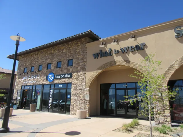 What to Wear Boutique