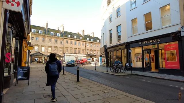 Clarendon Fine Art Bath