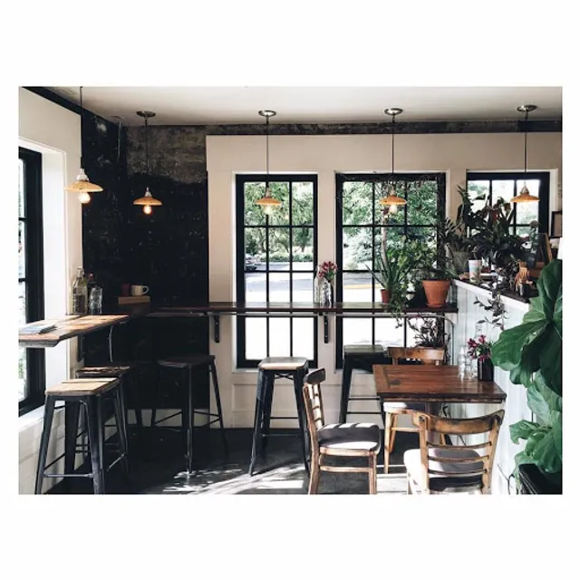 Roost Coffee & Market