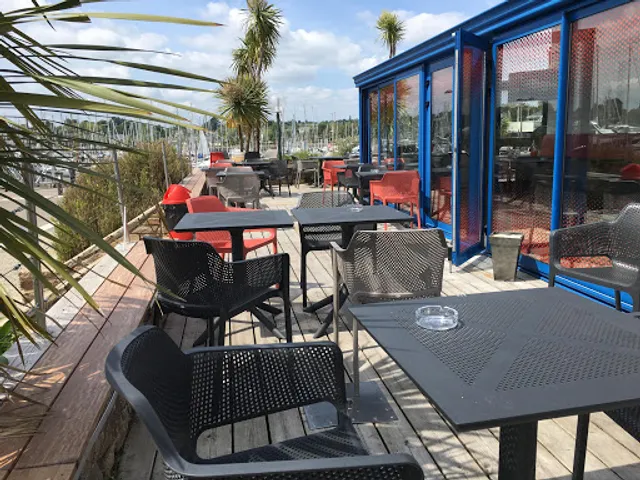 La Hune Bar brasserie tabac jeux