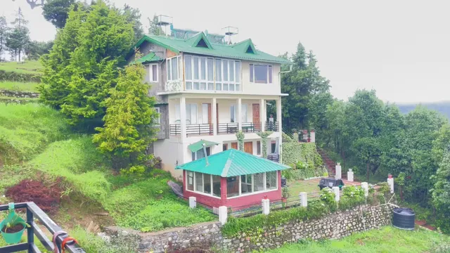 Himadri Homestay Villa