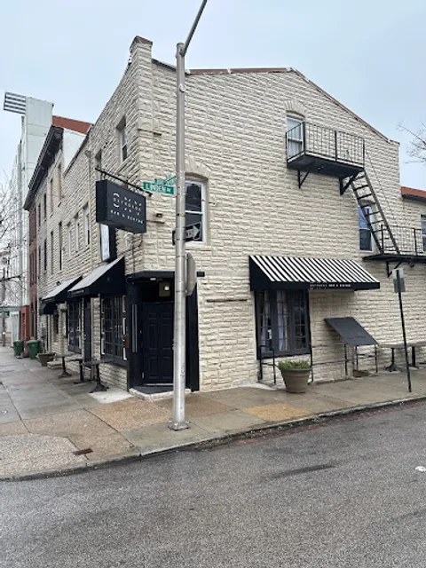 Oxymoron Bar & Bistro