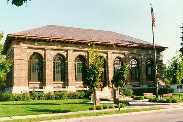 Saint Paul Public Library - Riverview