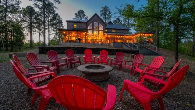 Beavers Bend Creative Escapes