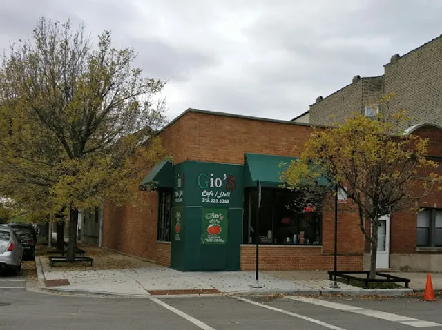 Gio's Cafe And Deli