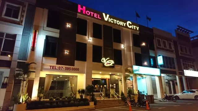 Hotel Zamburger Victory City