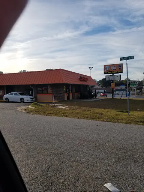 Little Caesars Pizza