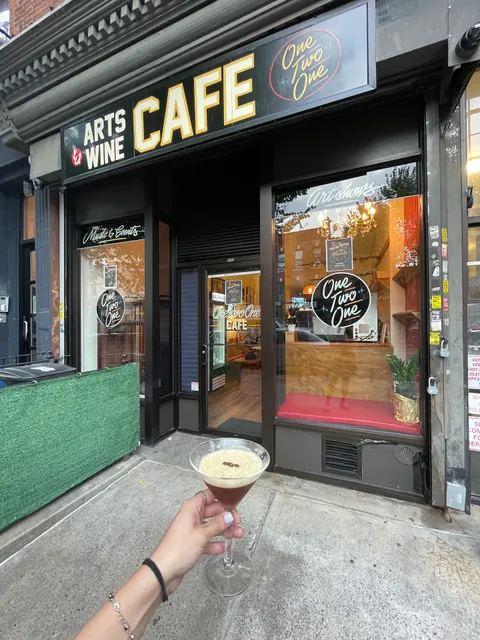 OneTwoOne Café